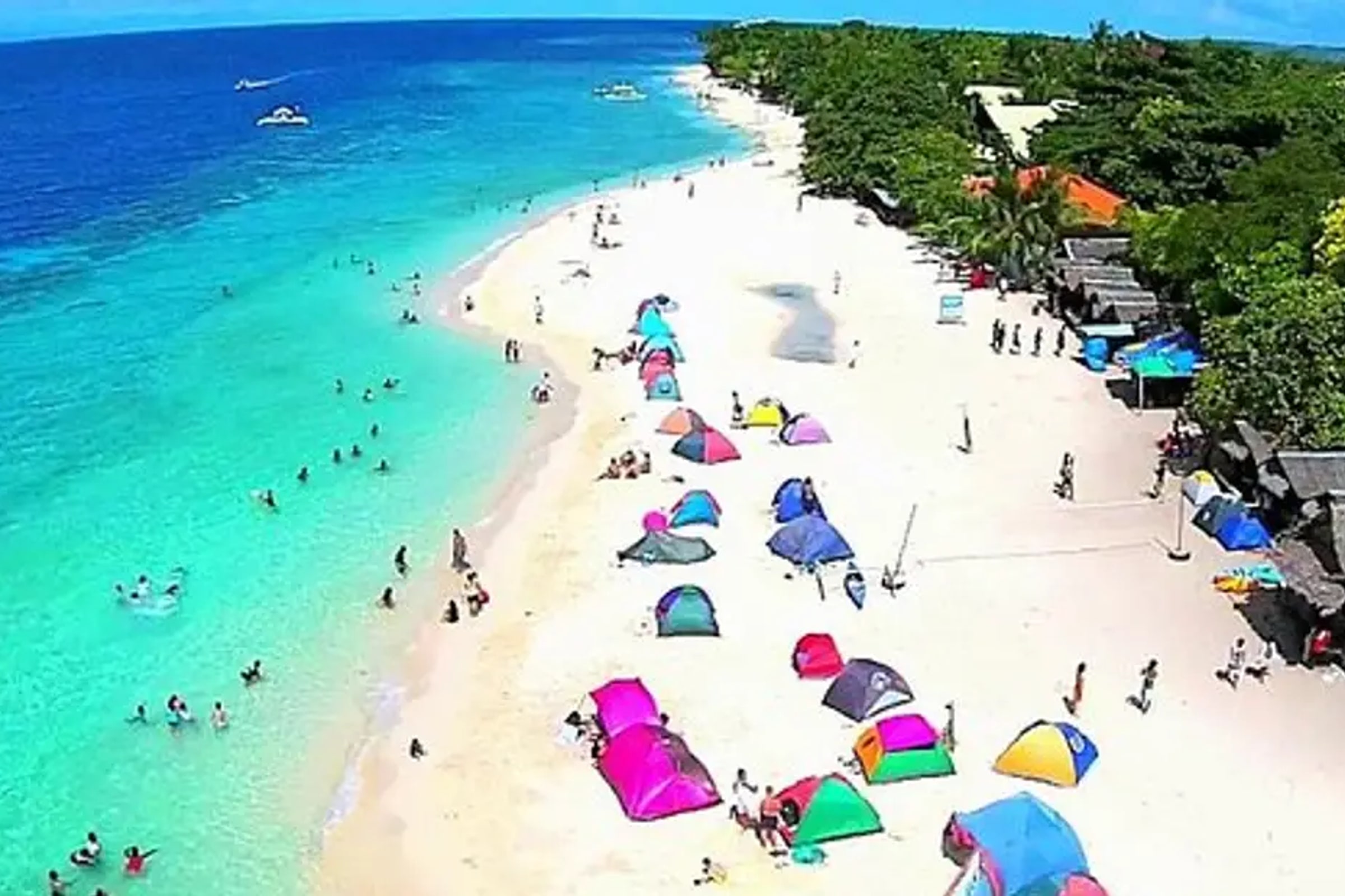 Moalboal Pescador Island Hopping Day Tour